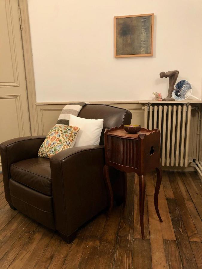 Beautifully Renovated Rooms On Place New York アングレーム エクステリア 写真